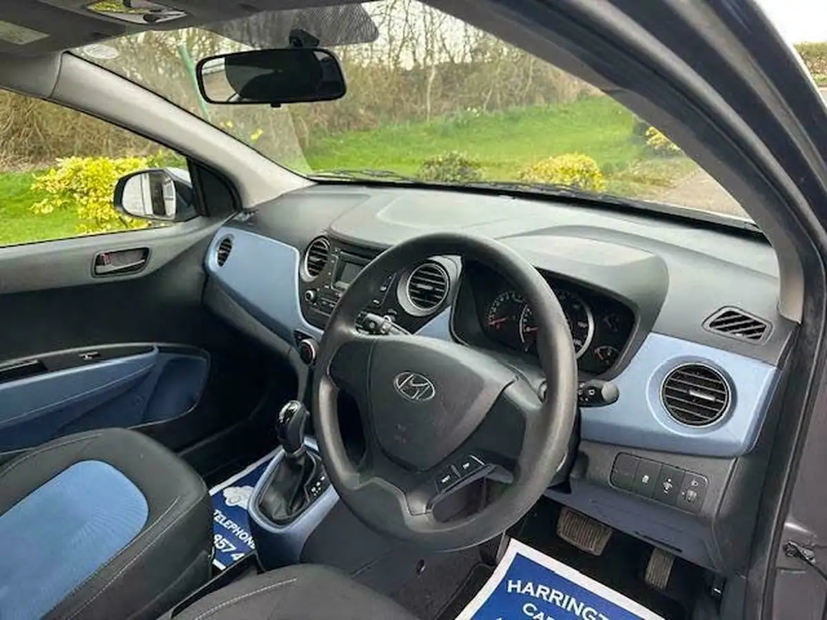 2015-hyundai-i10-12-se-auto-big-11
