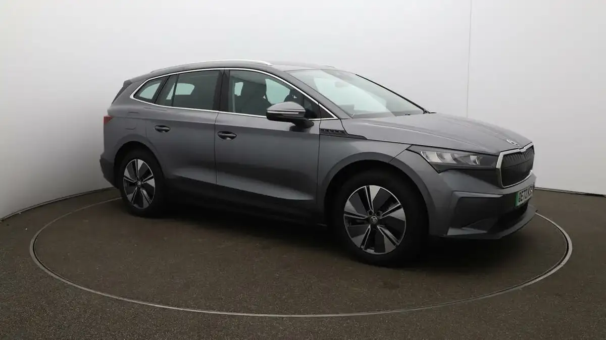 2022-skoda-enyaq-e-60-big-37