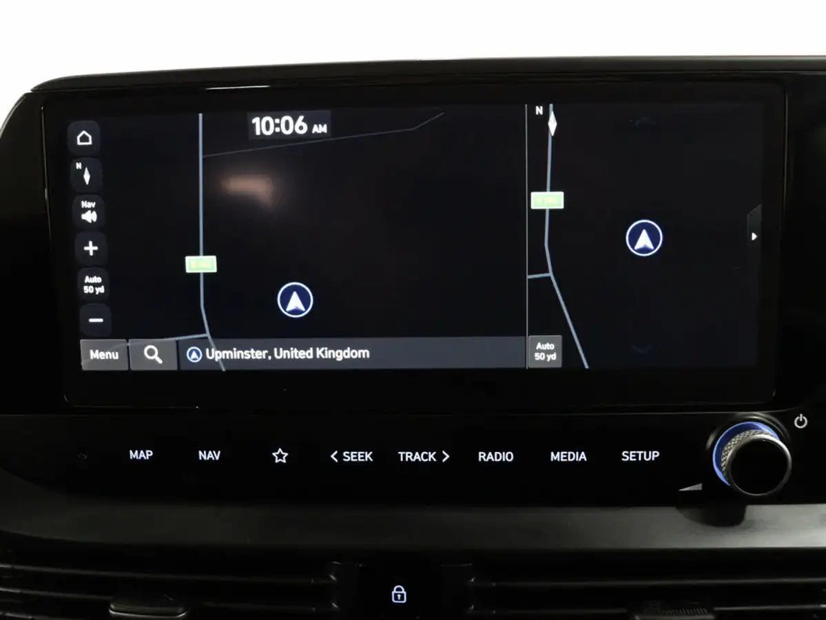 2022-hyundai-i20-10-t-gdi-premium-dct-big-15