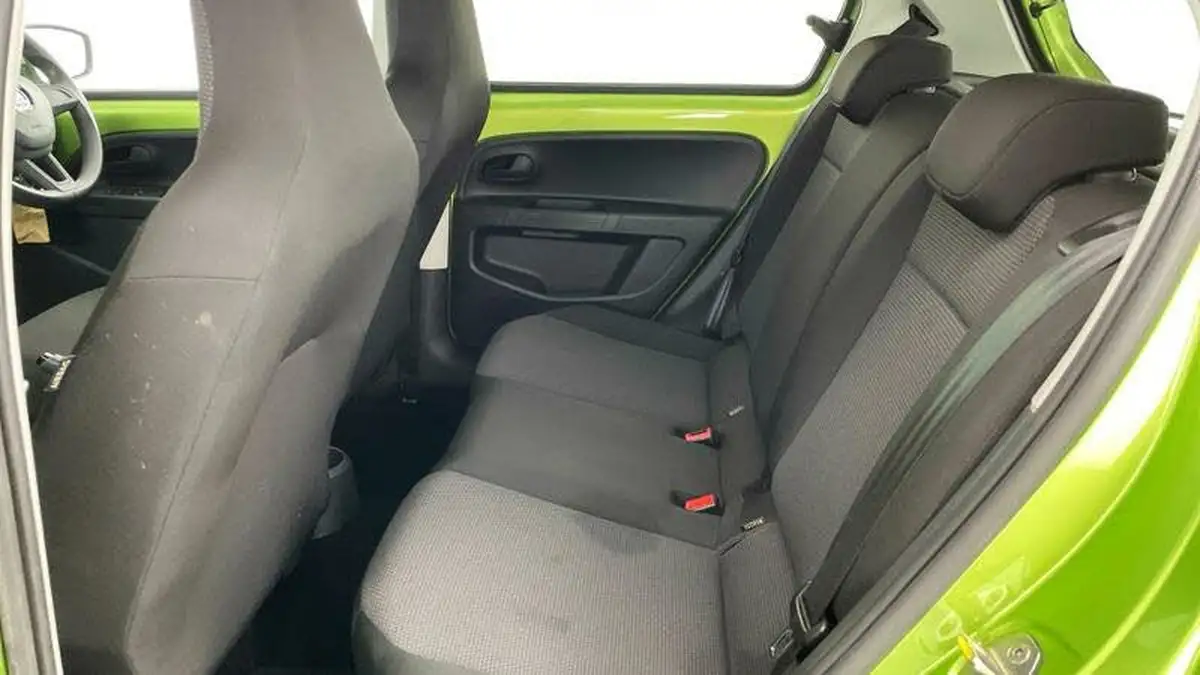 2016-skoda-citigo-10-mpi-black-edition-5d-big-29