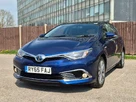 2016-toyota-auris-18-vvt-i-hsd-excel-hatchback-small-1