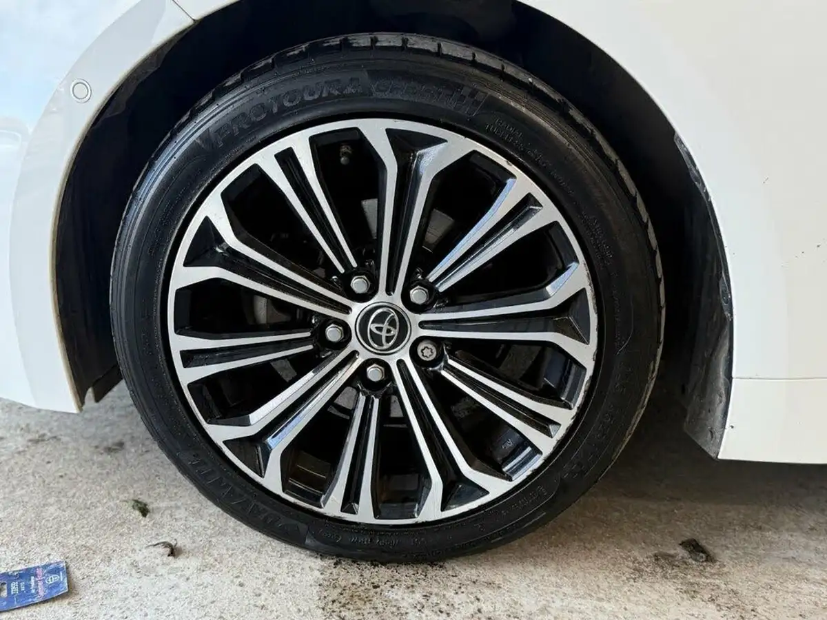 2019-toyota-corolla-18-vvt-i-design-trk-hatchback-5d-big-19