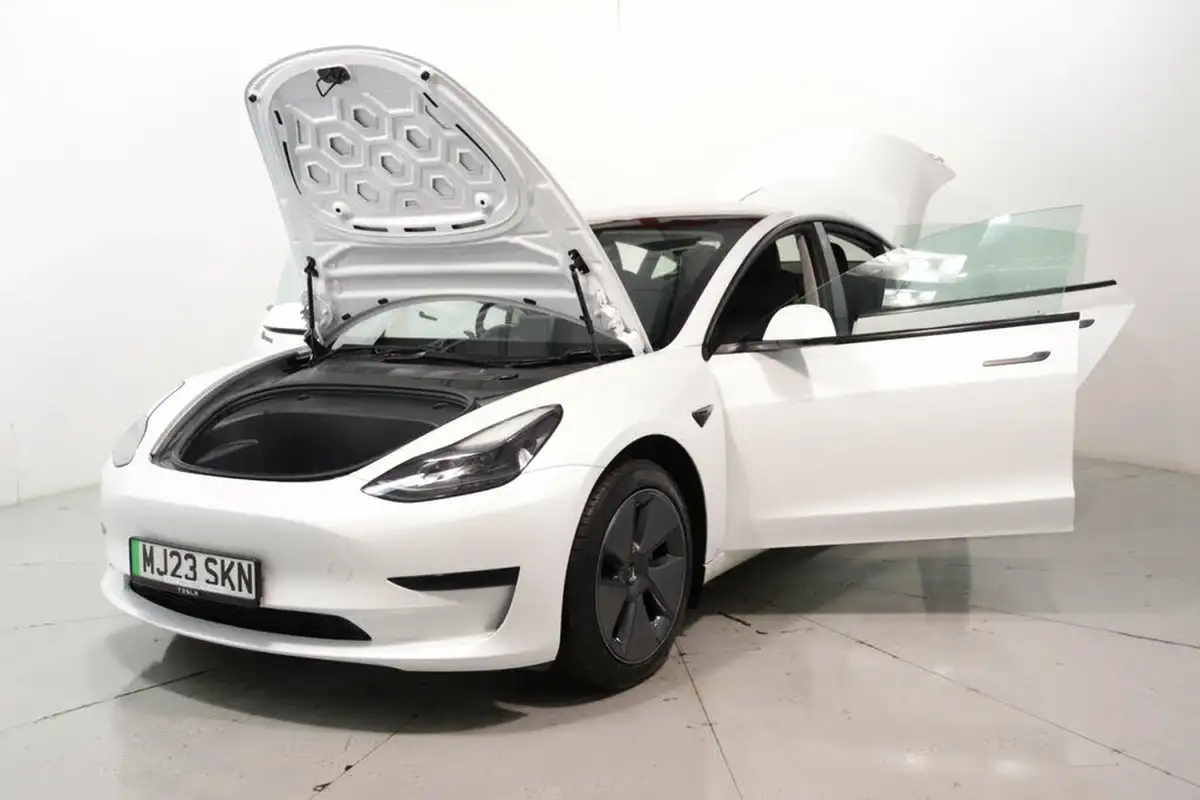 2023-tesla-model-3-e-rwd-241bhp-big-40