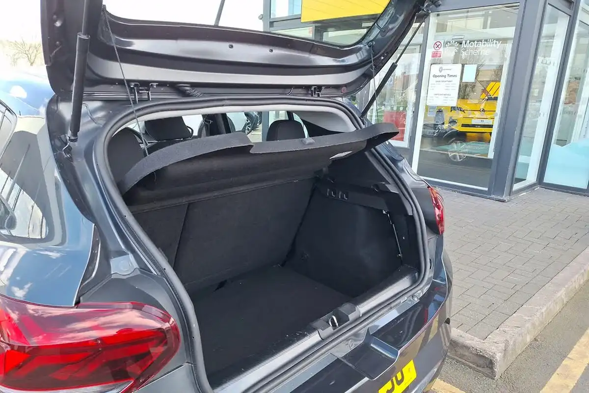 2021-dacia-sandero-10-tce-comfort-90bhp-big-17