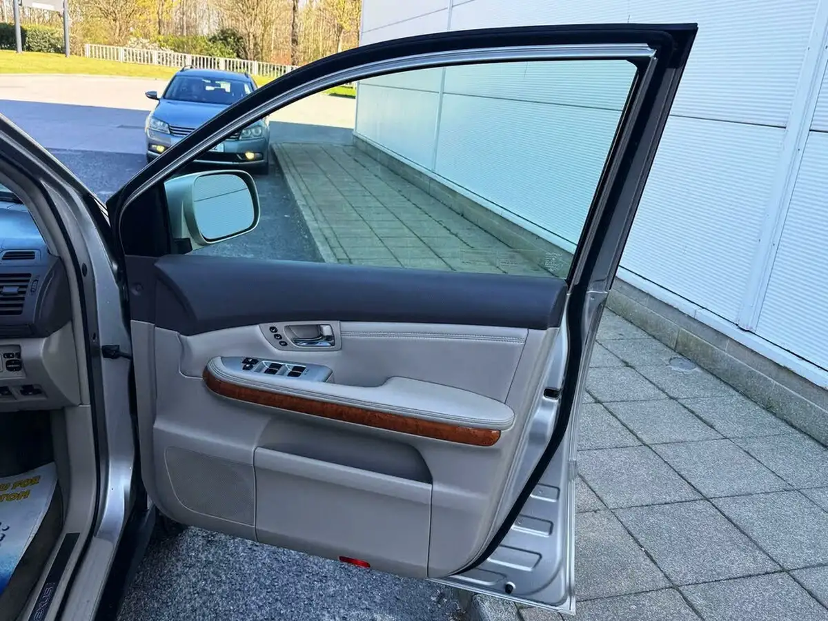 2003-lexus-rx-300-30-se-l-wood-finish-seq-big-20