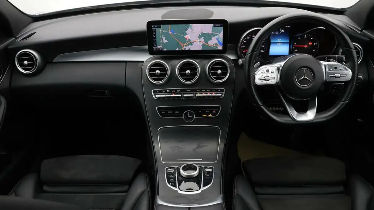2019-mercedes-benz-c-class-20d-c300d-amg-line-245ps-ss-saloon-4d-big-12