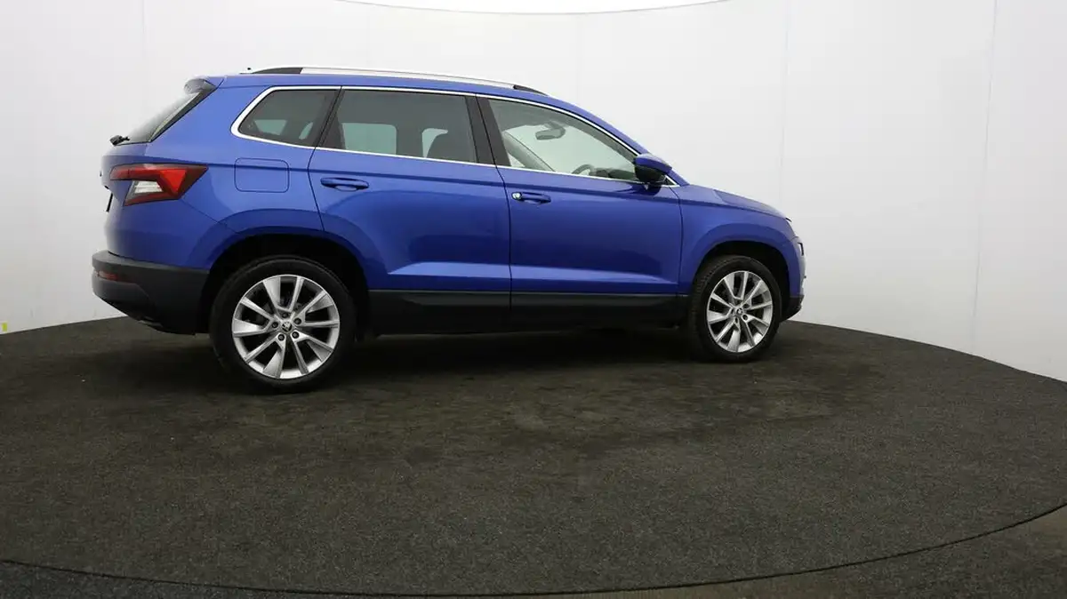2021-skoda-karoq-15-tsi-se-l-big-26