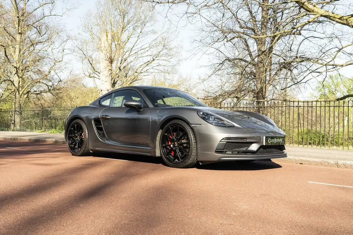 2023-porsche-cayman-718-40-cayman-gts-40-big-0