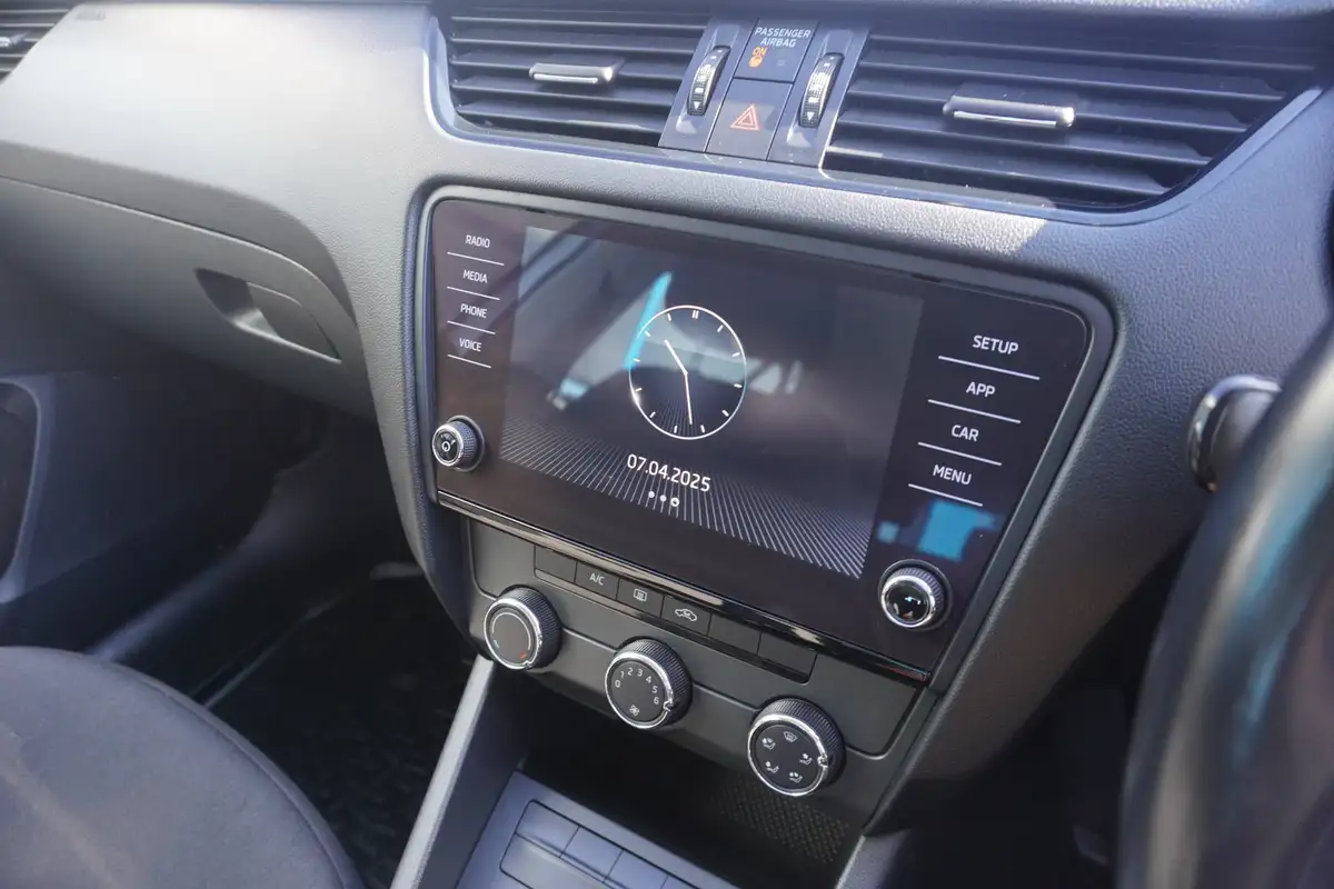 2018-skoda-octavia-big-4