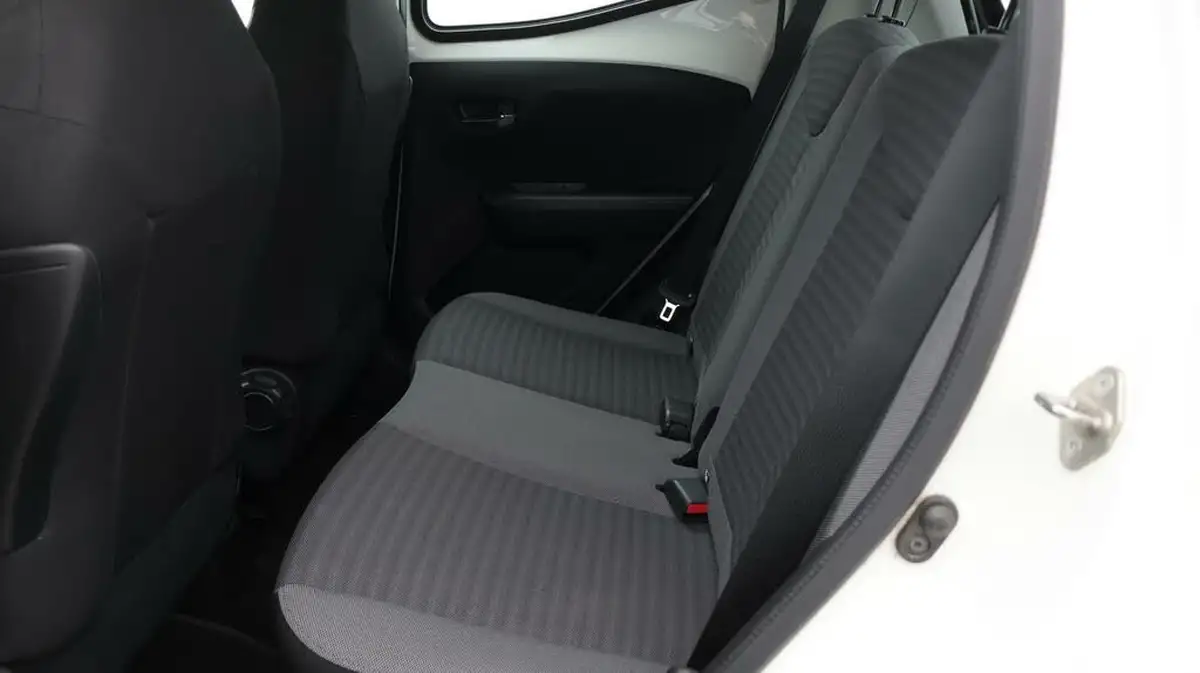 2019-toyota-aygo-10-vvt-i-x-play-tss-x-shift-big-16
