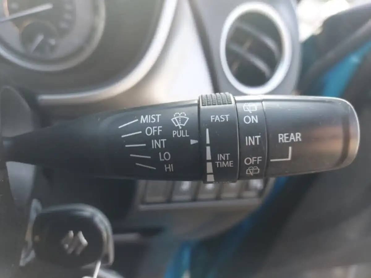 2018-suzuki-vitara-10-boosterjet-sz-t-big-16