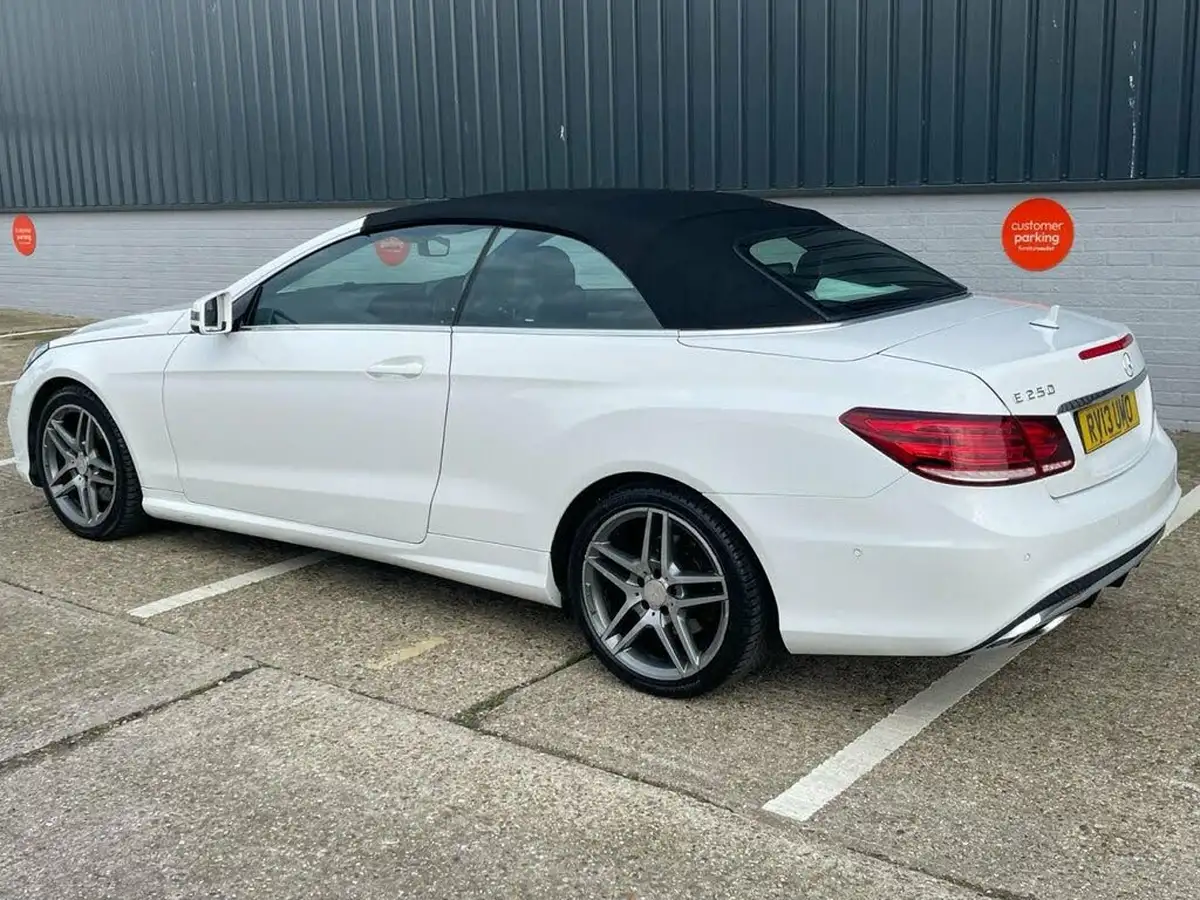 2013-mercedes-benz-e-class-21td-e250-cdi-amg-sport-cdi-cabriolet-2d-big-19