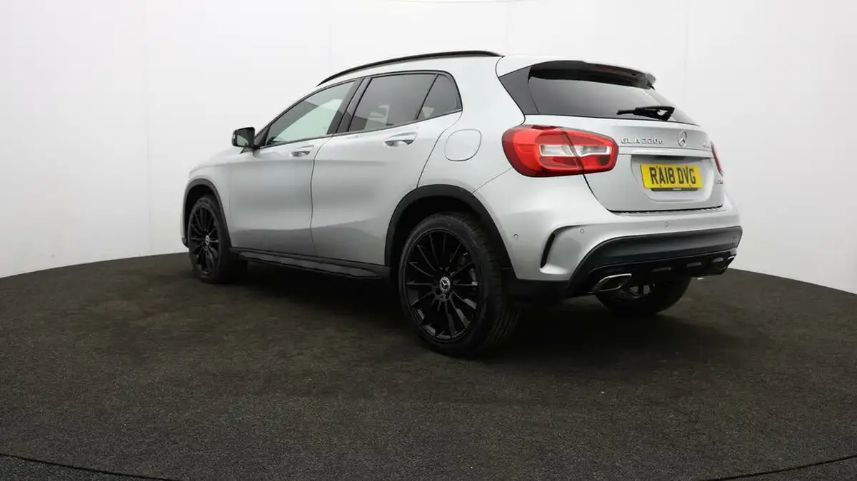 2018-mercedes-benz-gla-class-21d-gla-220d-amg-line-177ps-executivess-big-4