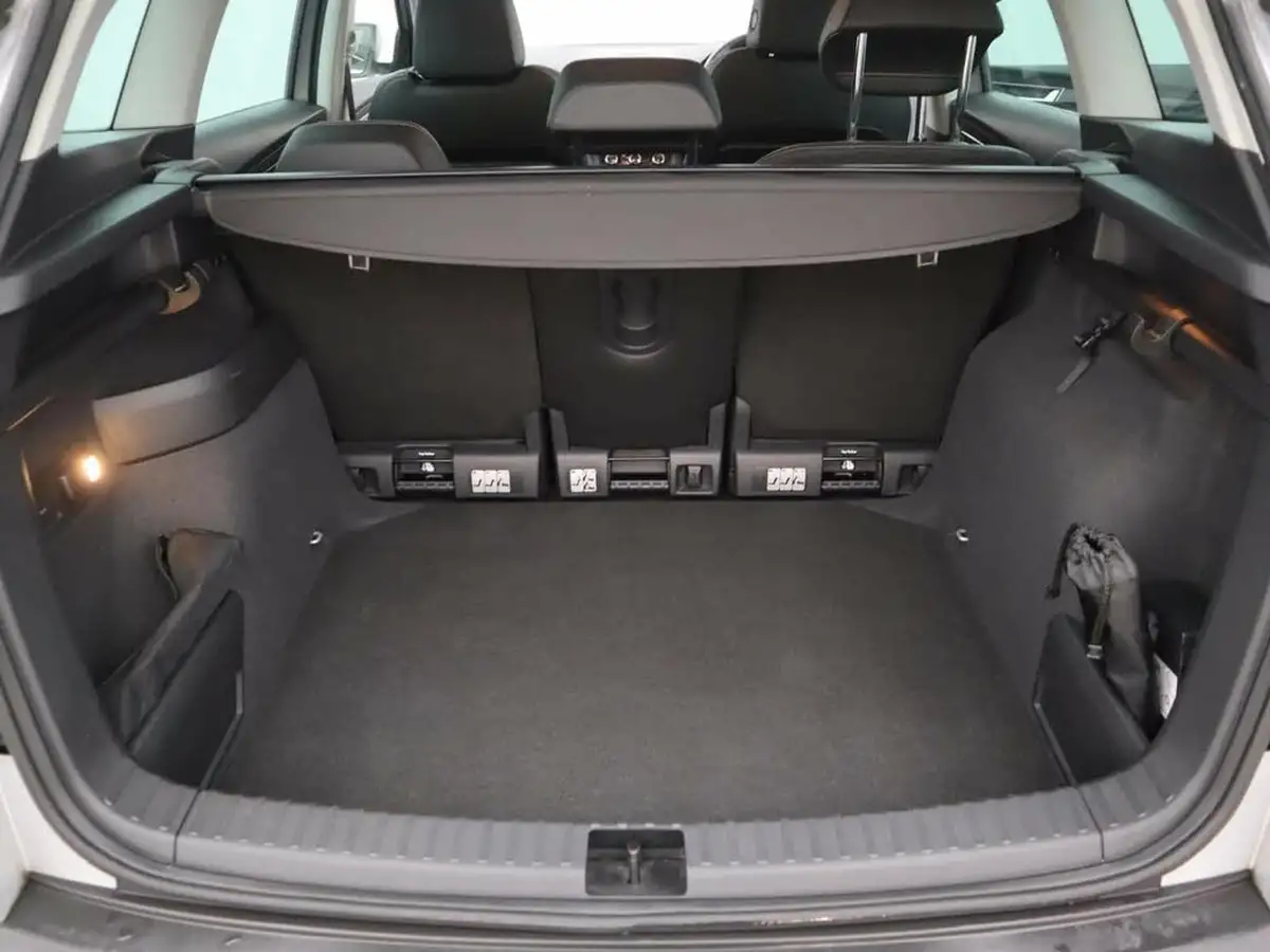 2019-skoda-karoq-20tdi-se-l-150ps-4x4-big-6
