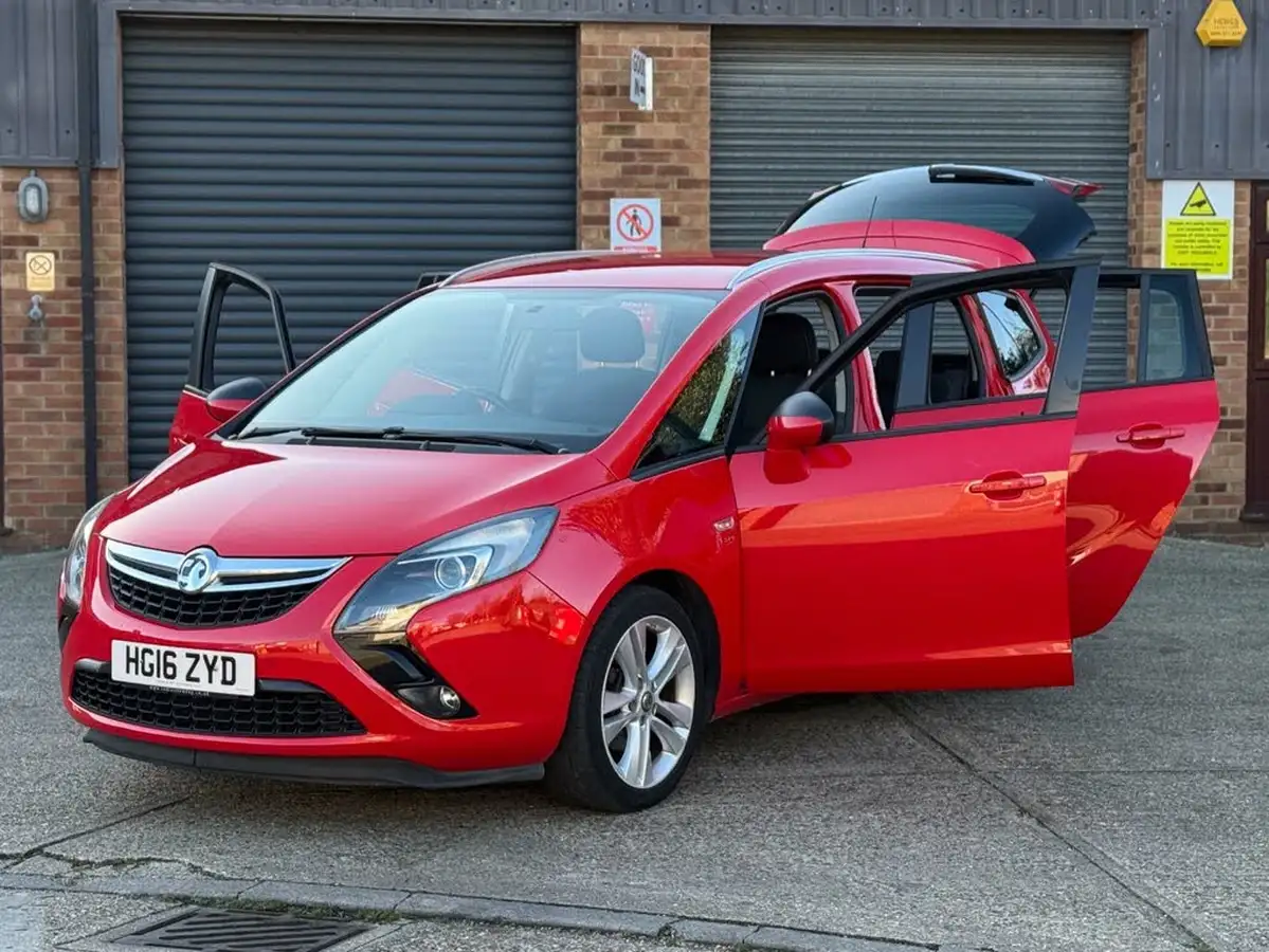 2016-vauxhall-zafira-tourer-14i-16v-turbo-sri-big-79