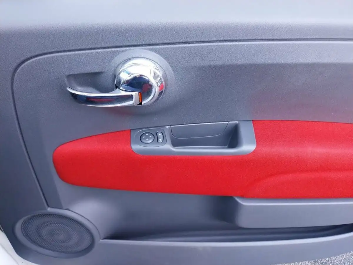 2013-fiat-500-big-19