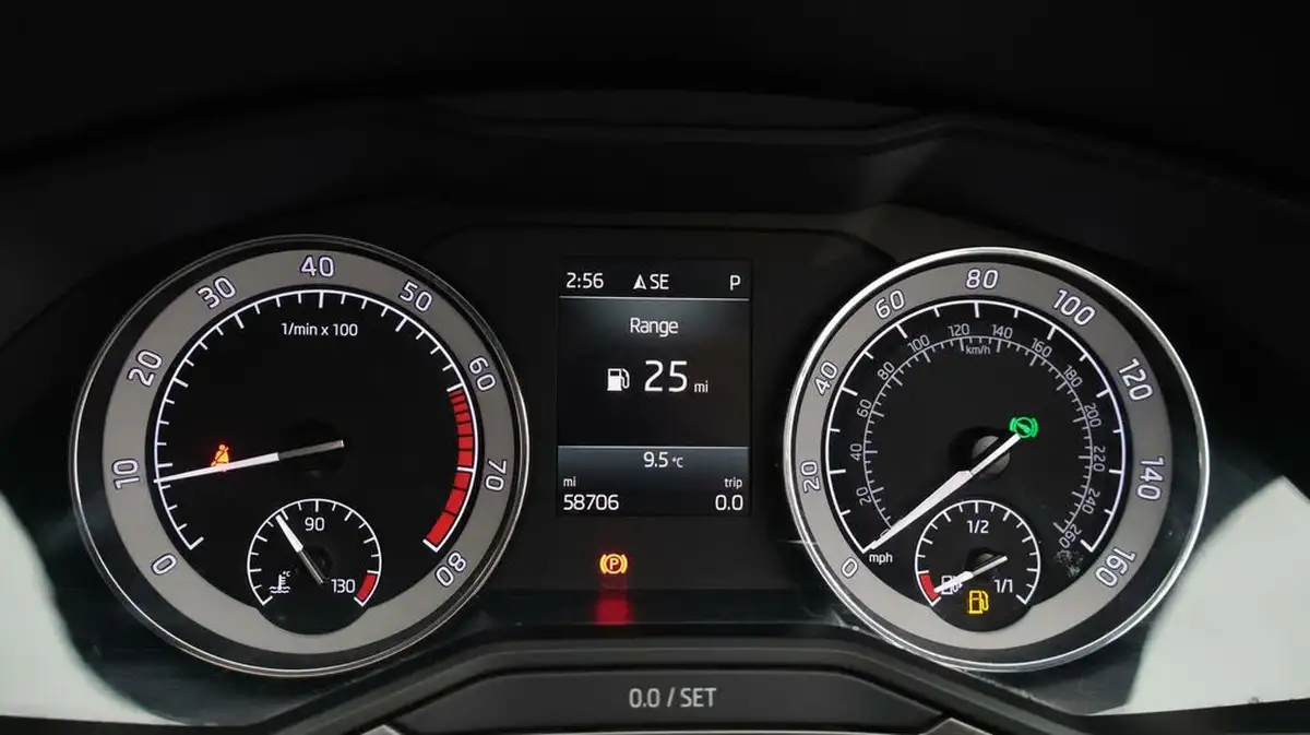2019-skoda-superb-20-tsi-se-l-estate-big-10