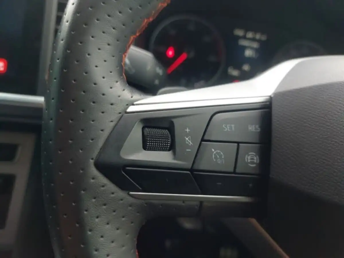 2021-seat-ateca-big-16
