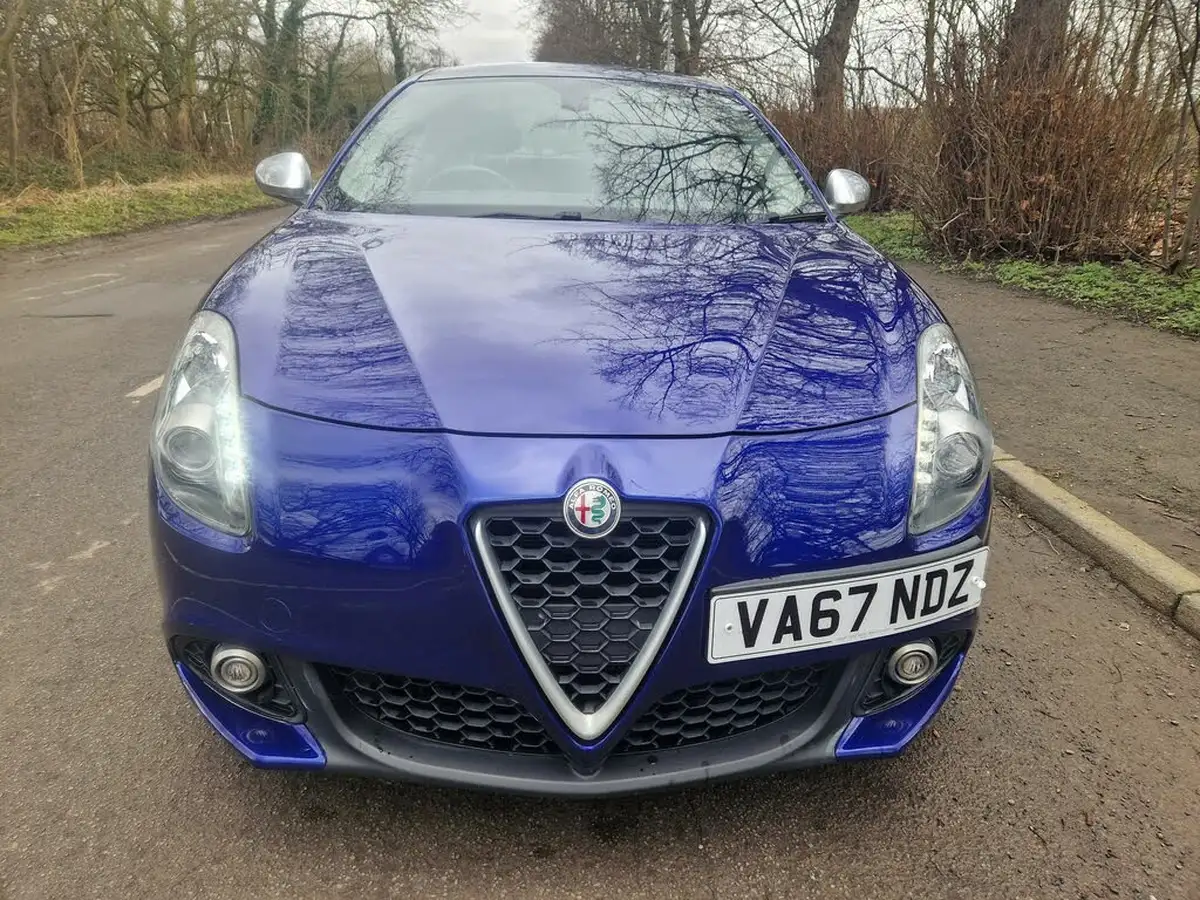 2018-alfa-romeo-giulietta-16jtdm-2-super-alfa-tct-big-1