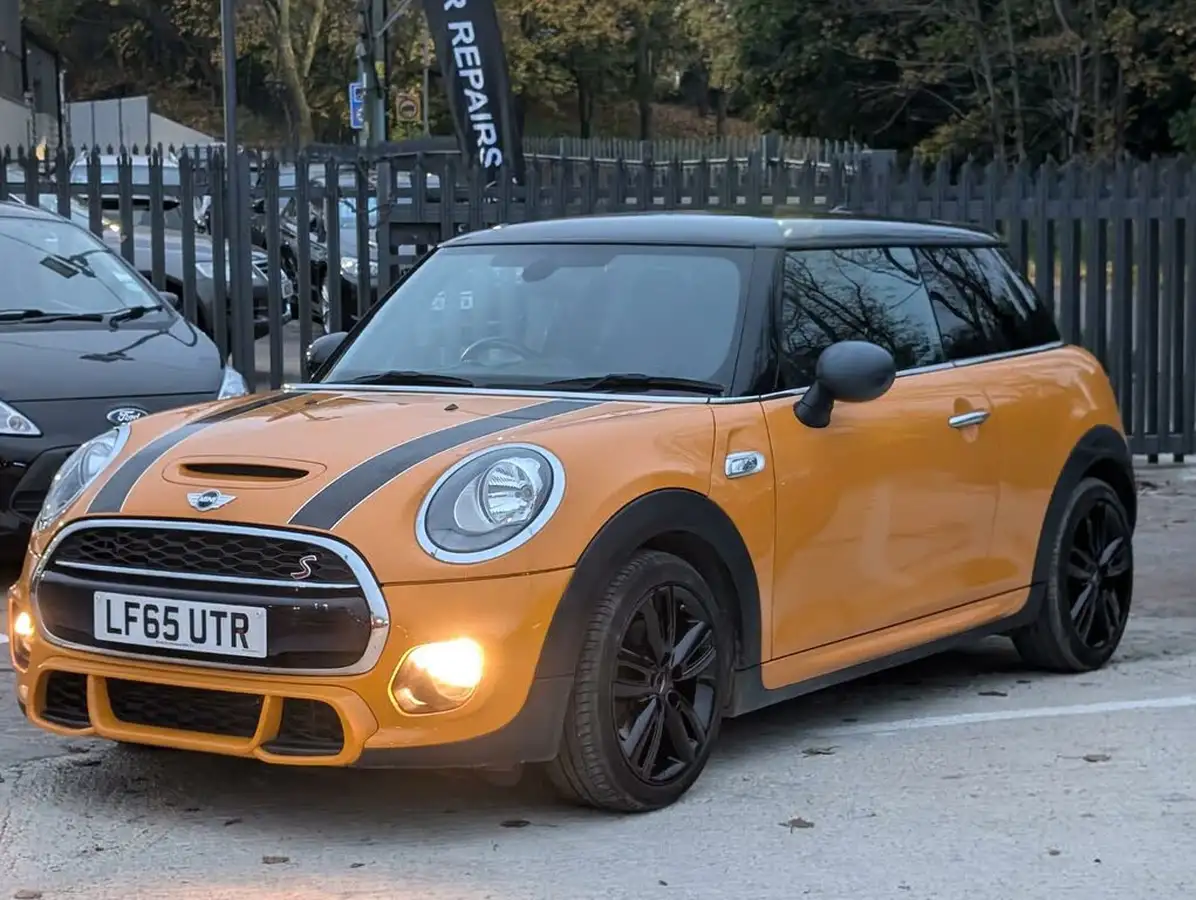 2015-mini-cooper-20-cooper-s-3d-sport-auto-big-4
