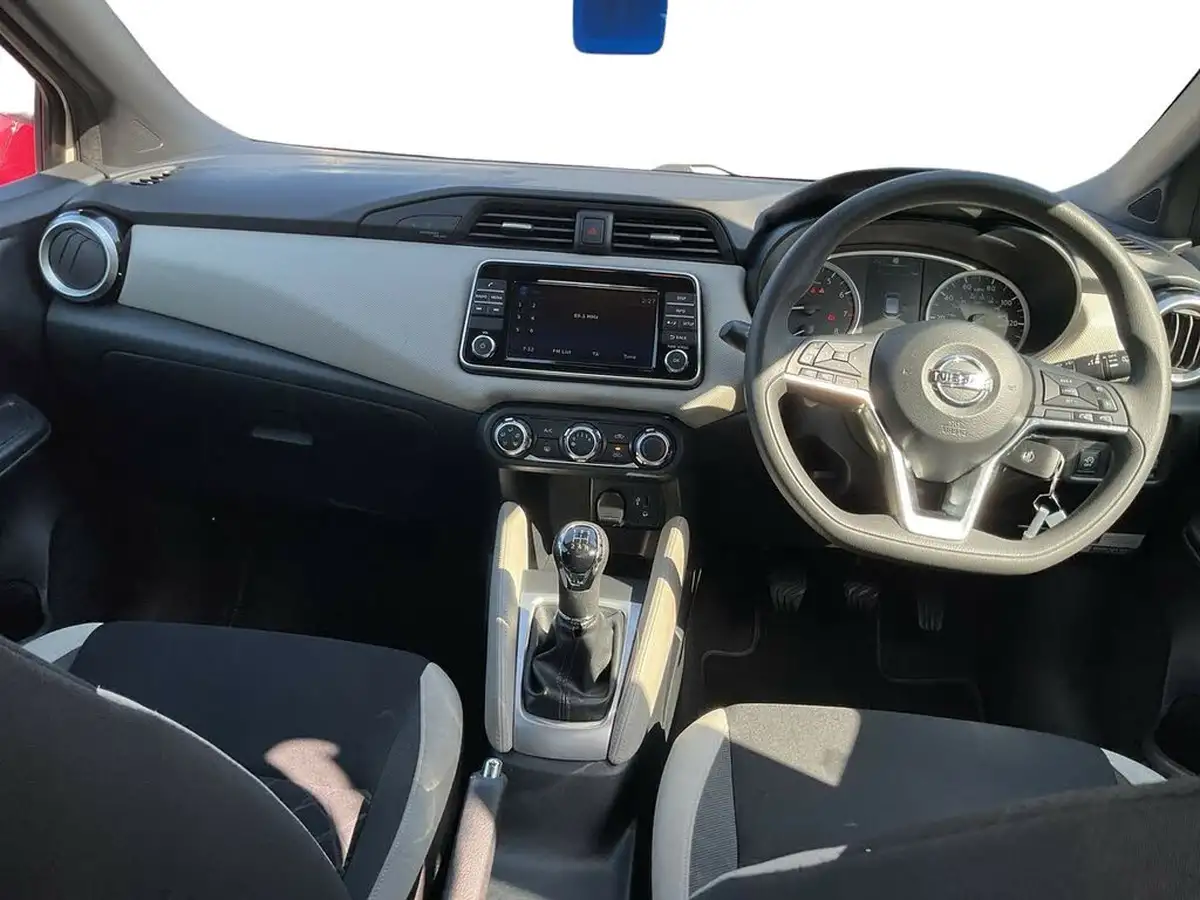2017-nissan-micra-09-ig-t-acenta-big-5