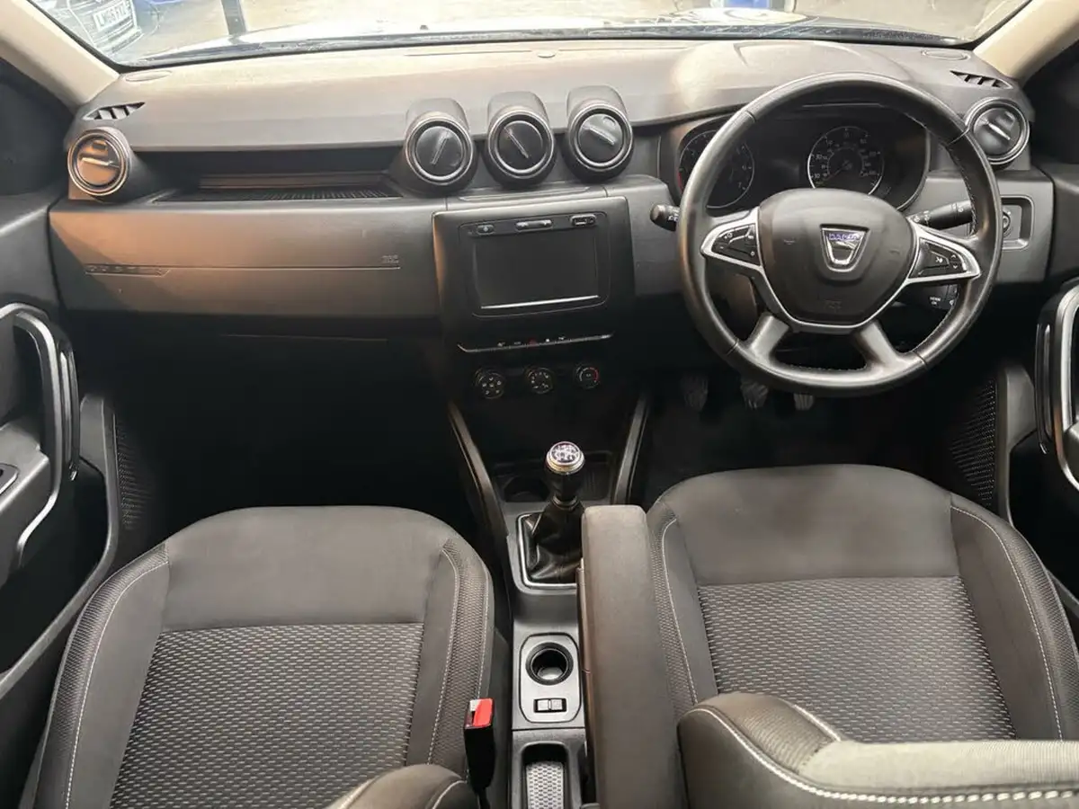 2021-dacia-duster-10-tce-comfort-100bhp-ss-station-wagon-5d-big-24