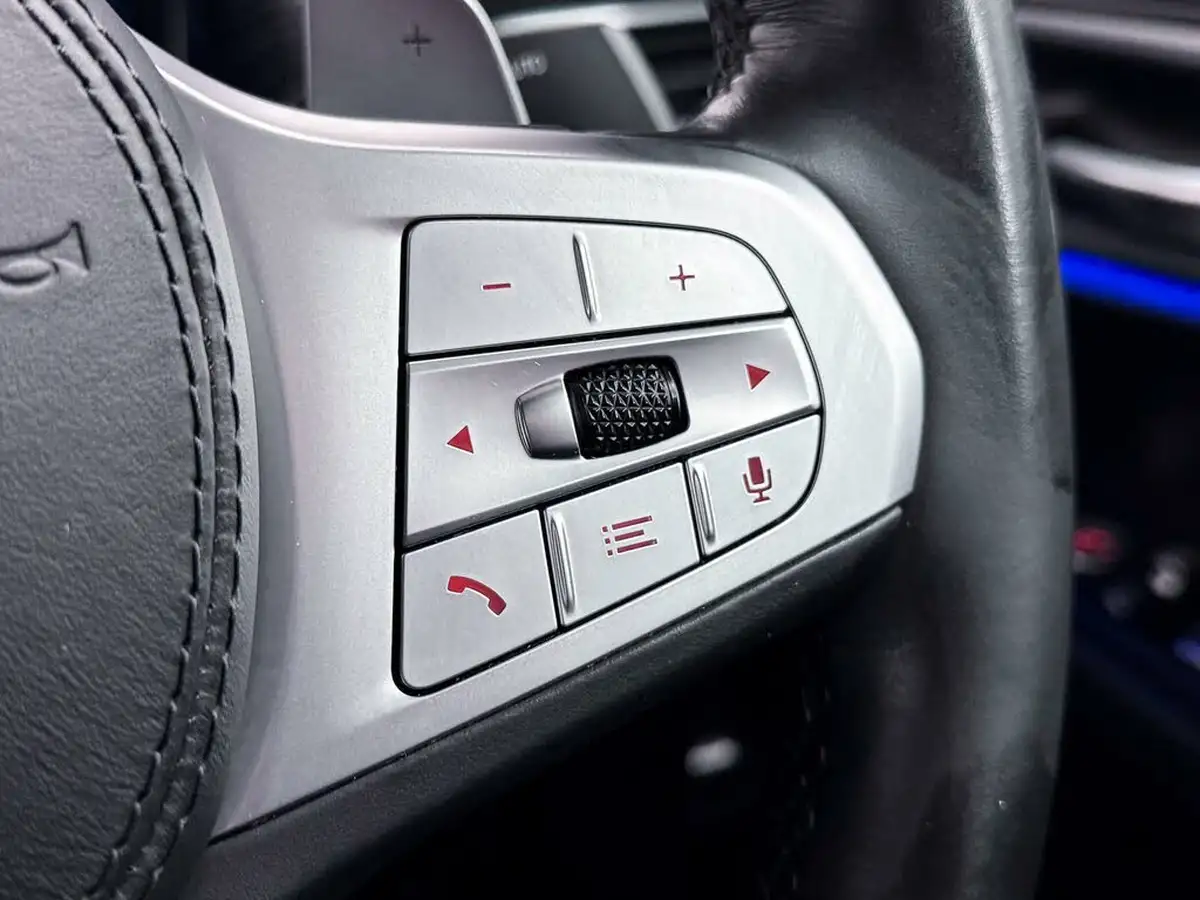 2021-bmw-7-series-30-745e-m-sport-big-31