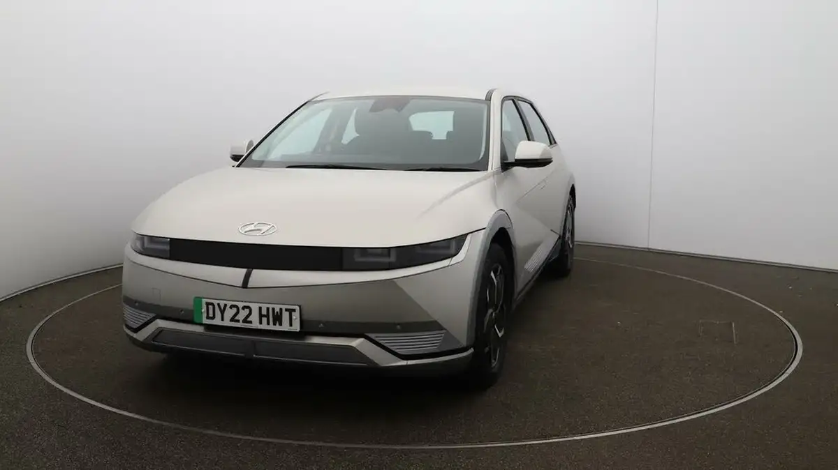 2022-hyundai-ioniq-5-e-premium-217ps-73kwh-rwd-big-29