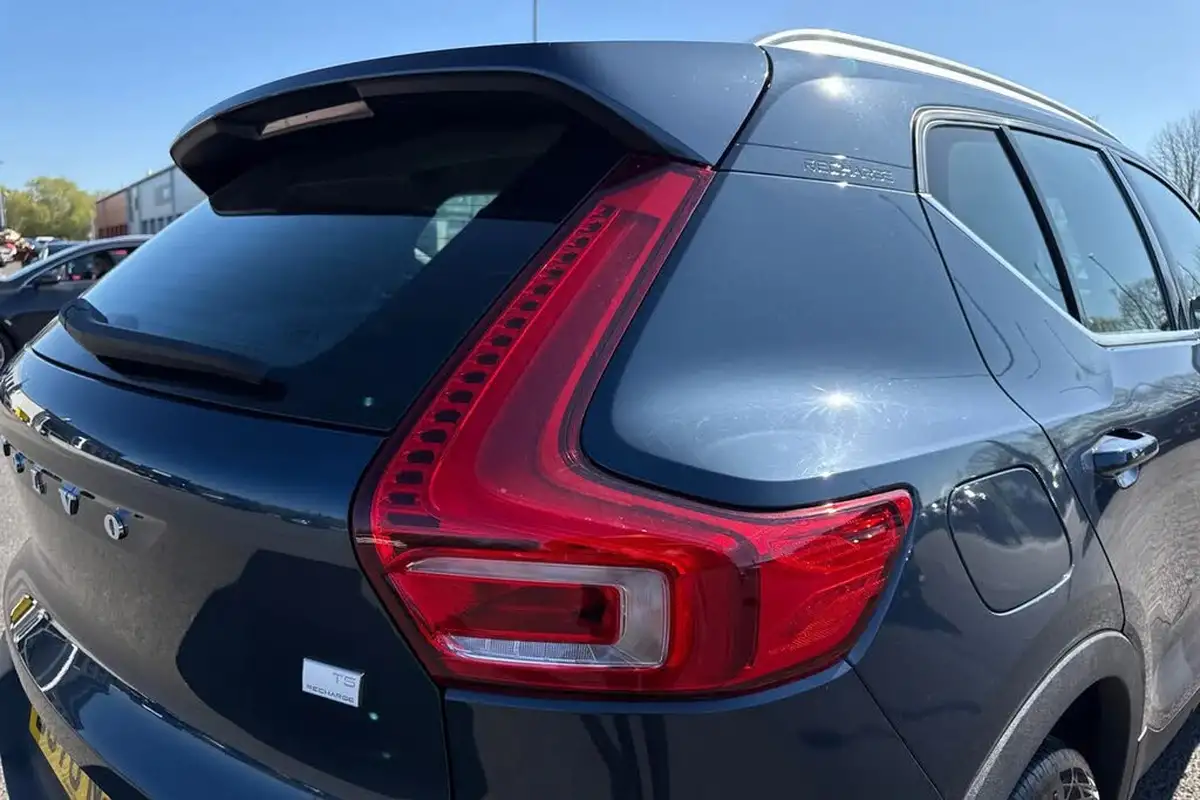 2020-volvo-xc40-15-t5-inscription-plug-in-hybrid-big-7