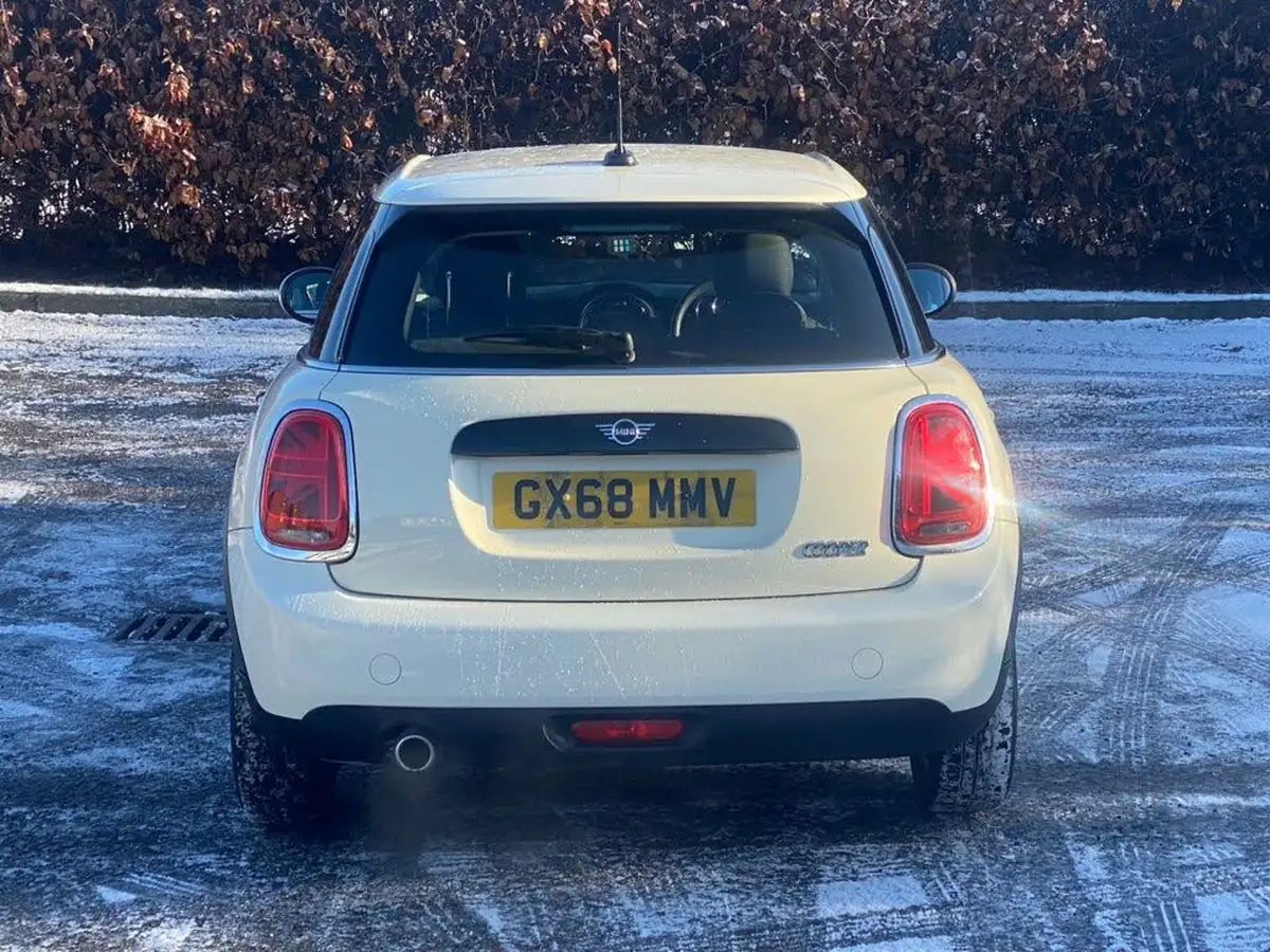 2018-mini-cooper-15-cooper-classic-ss-hatchback-5d-big-7