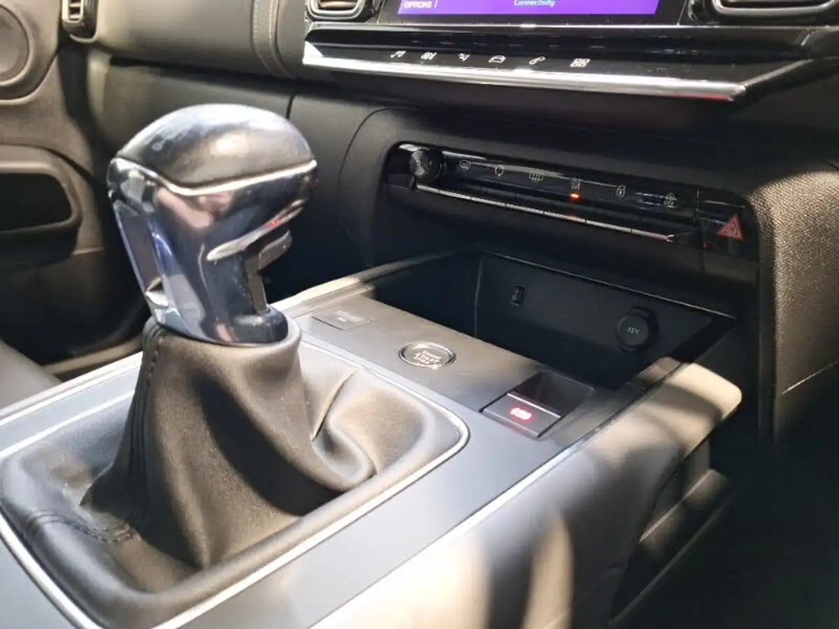 2021-citroen-c5-aircross-12-puretech-shine-big-10