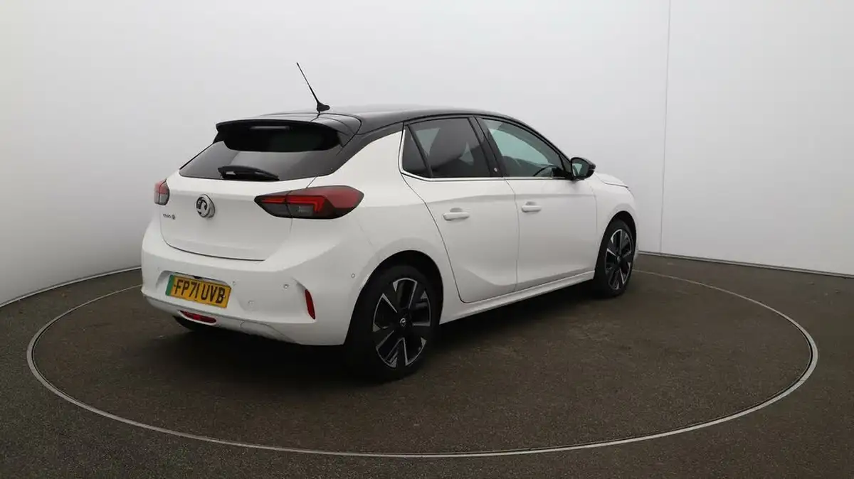 2022-vauxhall-corsa-e-elite-premium-big-7