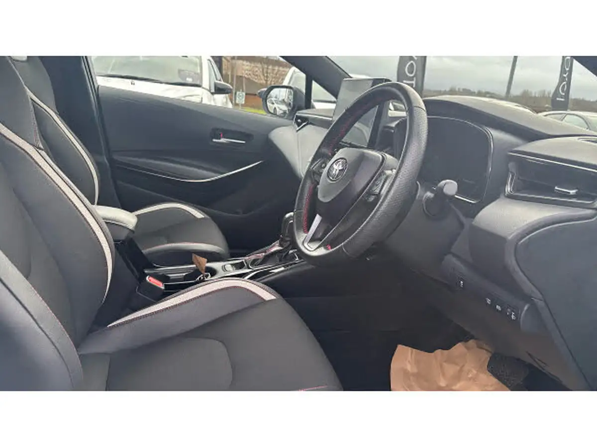 2023-toyota-corolla-18-vvt-i-gr-sport-138bhp-hatchback-big-10