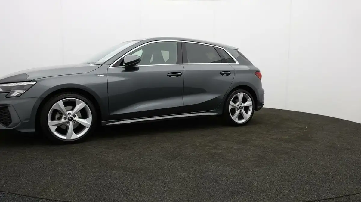 2023-audi-a3-15-35-tfsi-s-line-sportback-5d-tronic-big-43