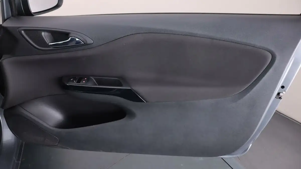 2019-vauxhall-corsa-14i-griffin-75ps-3d-big-14