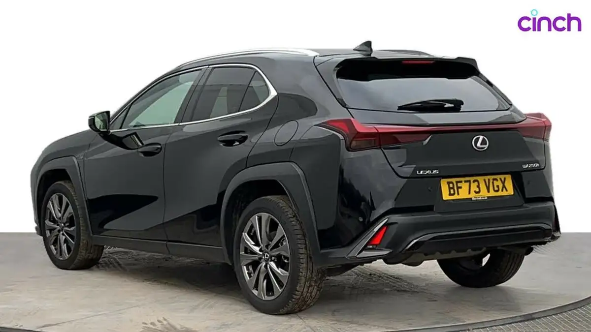 2023-lexus-ux-250h-20-f-sport-design-big-4