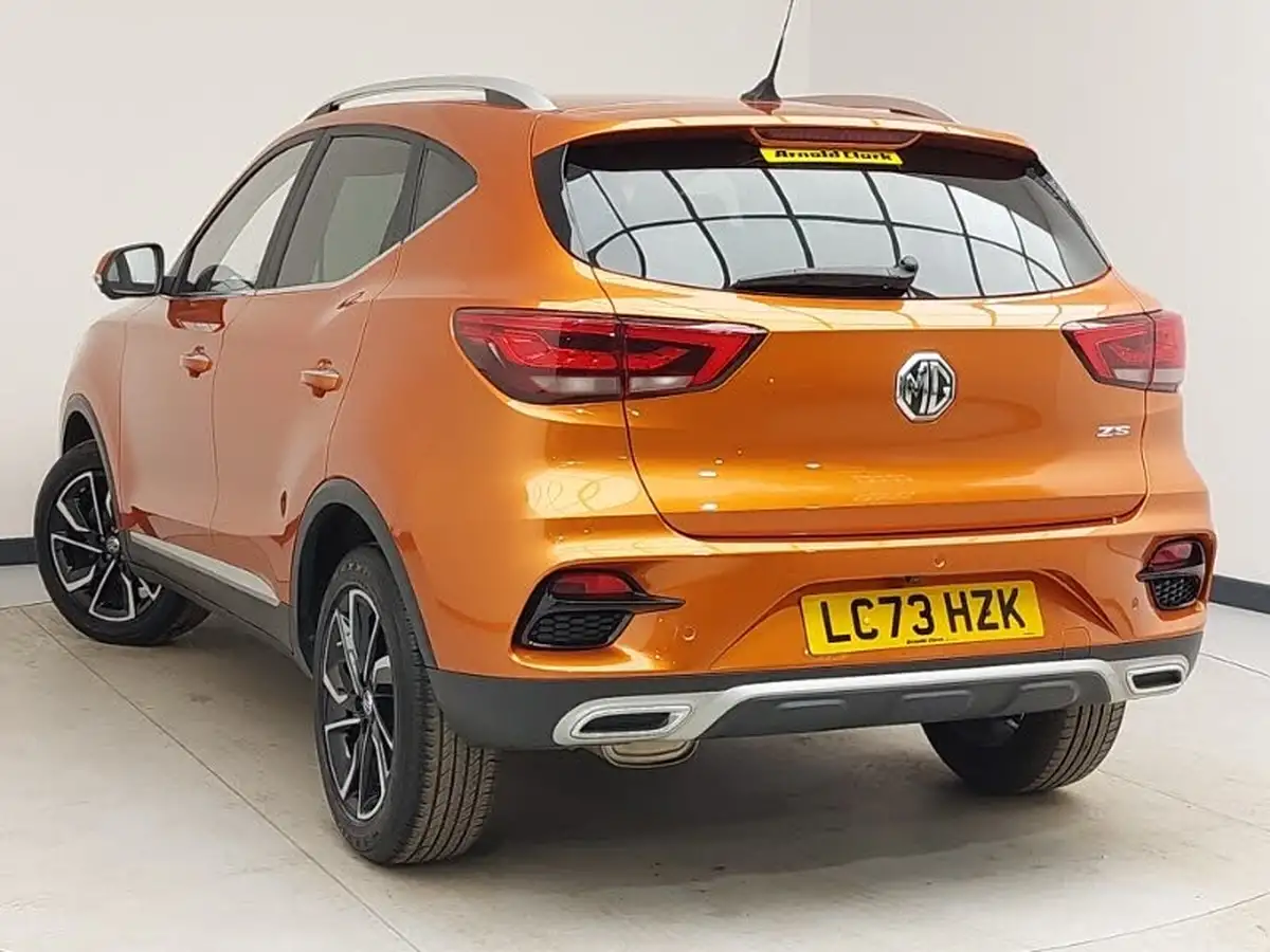 2023-mg-zs-suv-15-vti-tech-exclusive-big-1