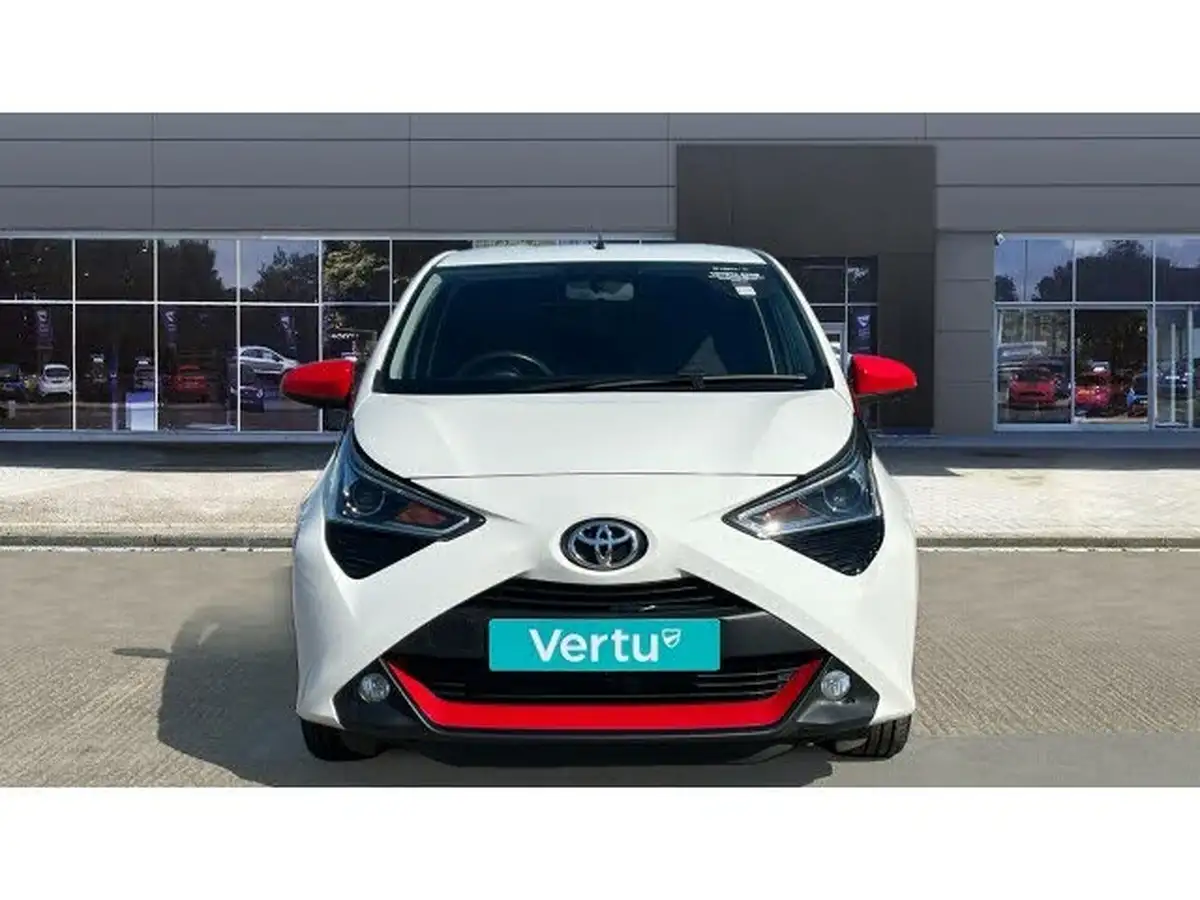 2019-toyota-aygo-10-vvt-i-x-trend-x-shift-big-2