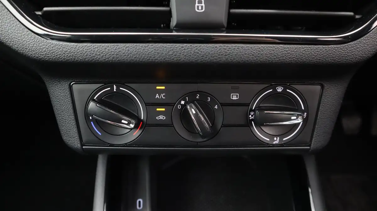 2020-skoda-scala-10-tsi-se-115ps-big-12