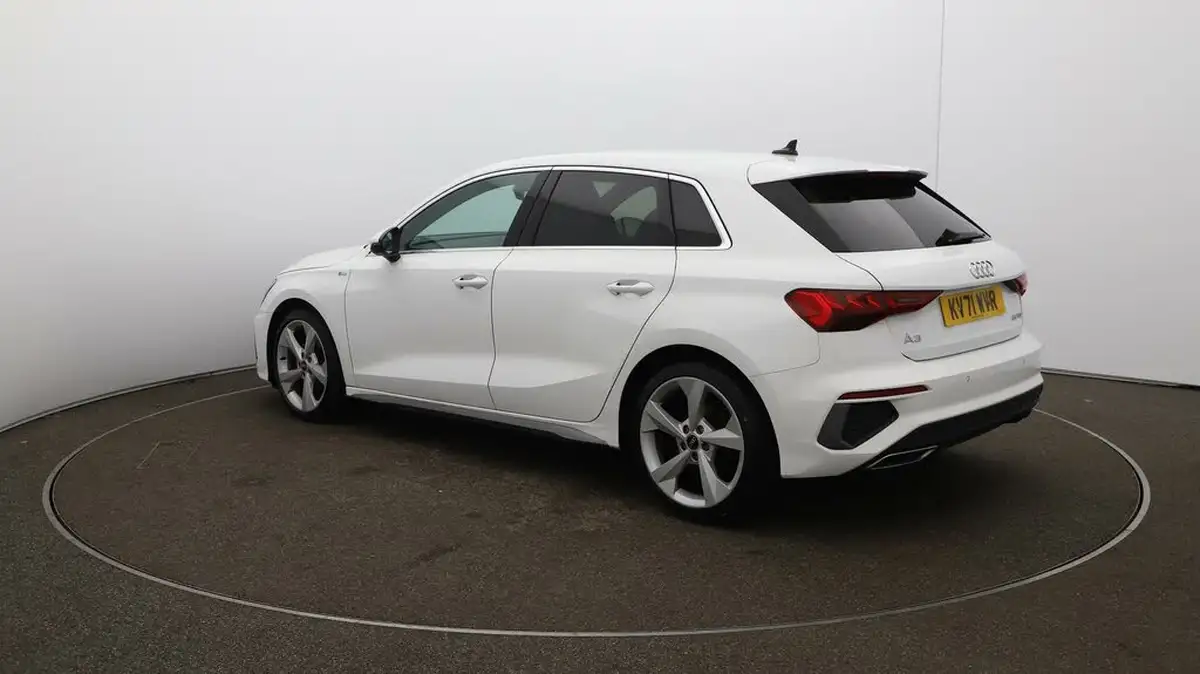 2021-audi-a3-15-35-tfsi-s-line-sportback-5d-big-5