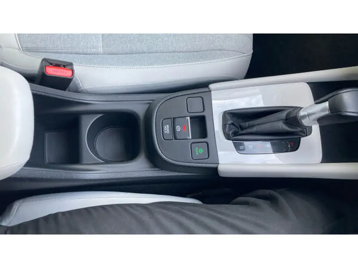 2022-honda-jazz-15-i-mmd-ex-107ps-big-17