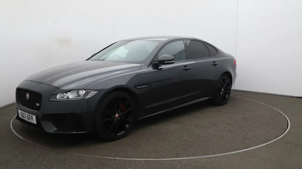 2017-jaguar-xf-30-s-big-60