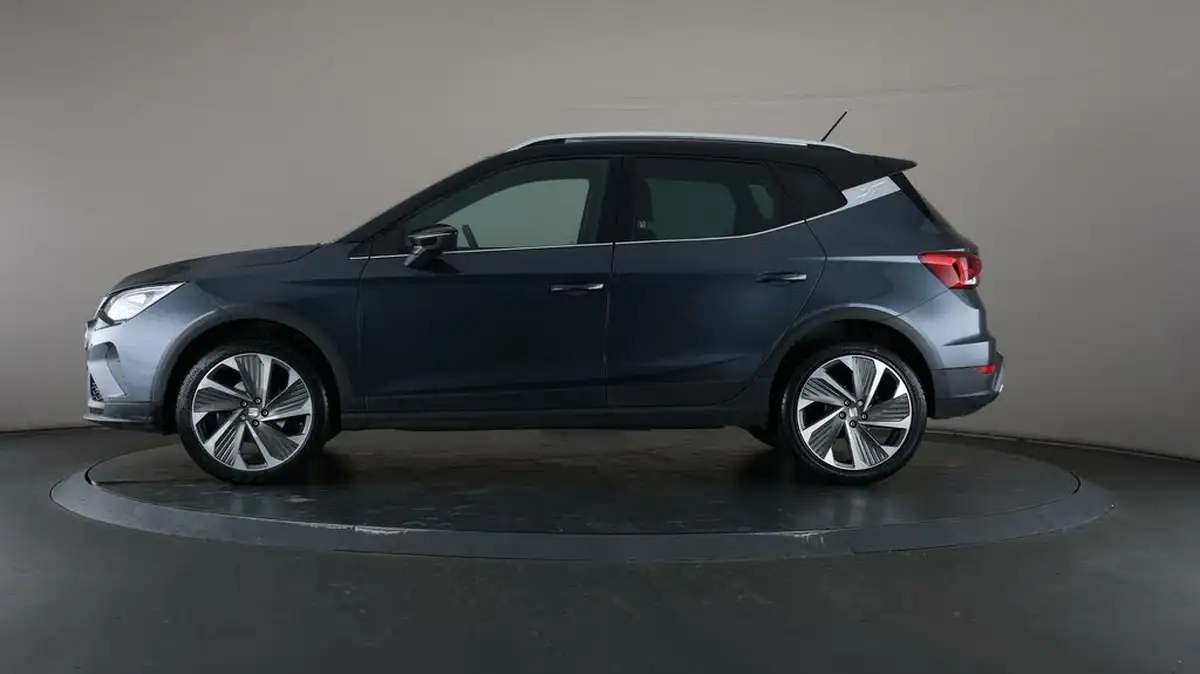 2022-seat-arona-10-tsi-fr-sport-big-31