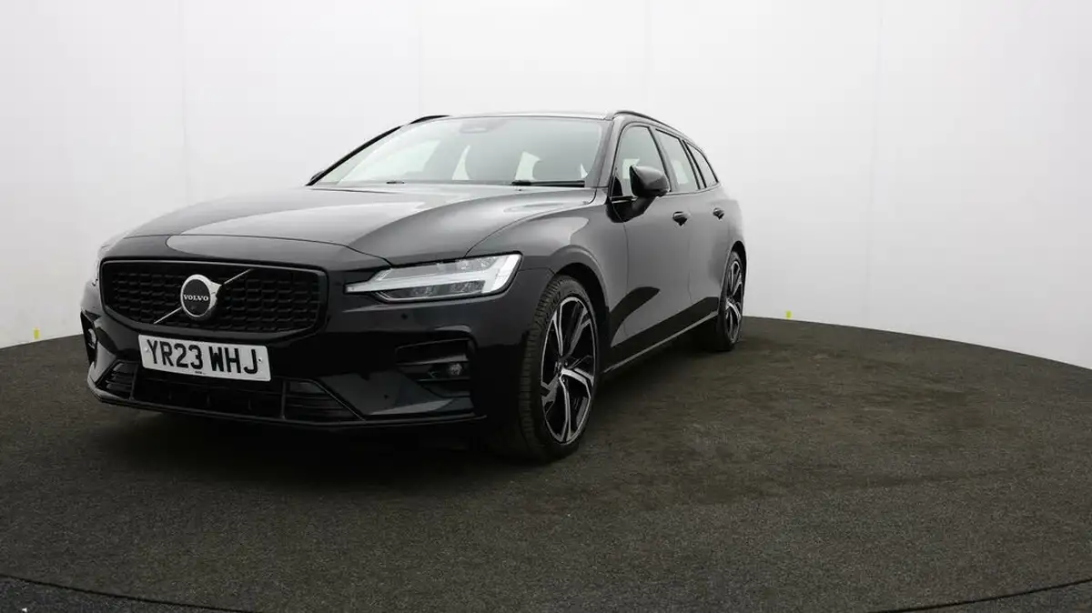 2023-volvo-v60-20-b3-plus-station-wagon-big-49