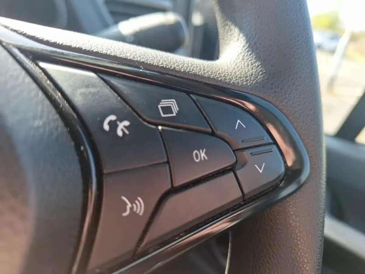 2022-renault-trafic-20dci-ll30-130-business-panel-big-16