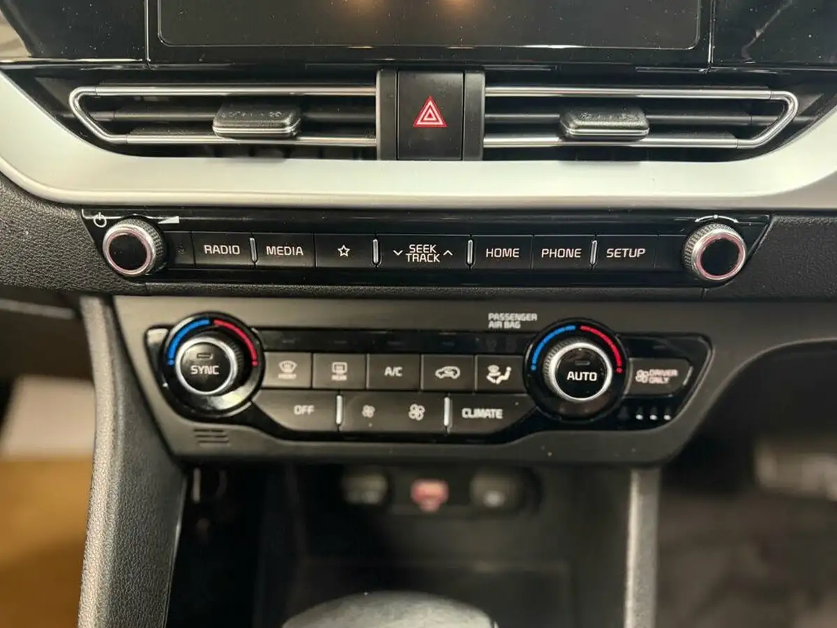 2020-kia-niro-16-gdi-2-big-24