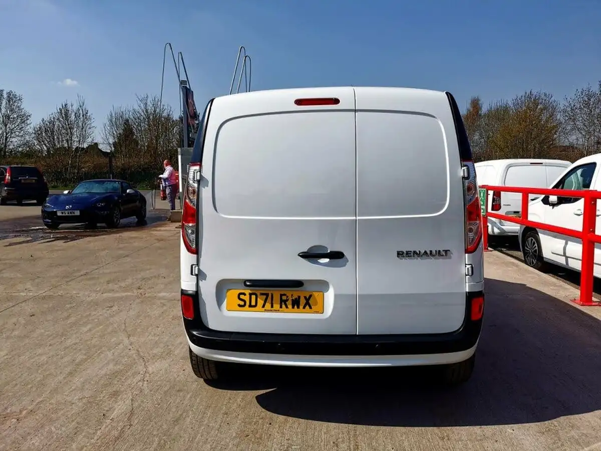 2021-renault-kangoo-15dci-ml19-energy-dci-95-business-big-7
