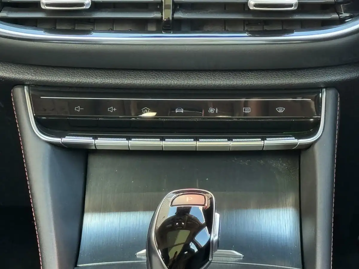 2022-mg-hs-15t-gdi-exclusive-258ps-plug-in-hybrid-auto-big-9