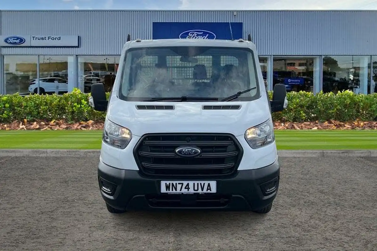 2023-ford-transit-20tdci-350-l2h1-leader-130pseu6dt-rwd-cab-big-11