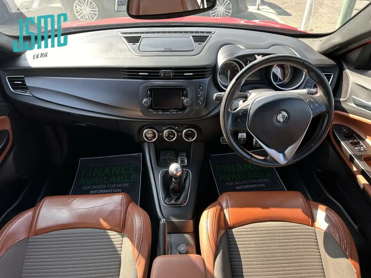 2014-alfa-romeo-giulietta-20td-exclusive-big-10